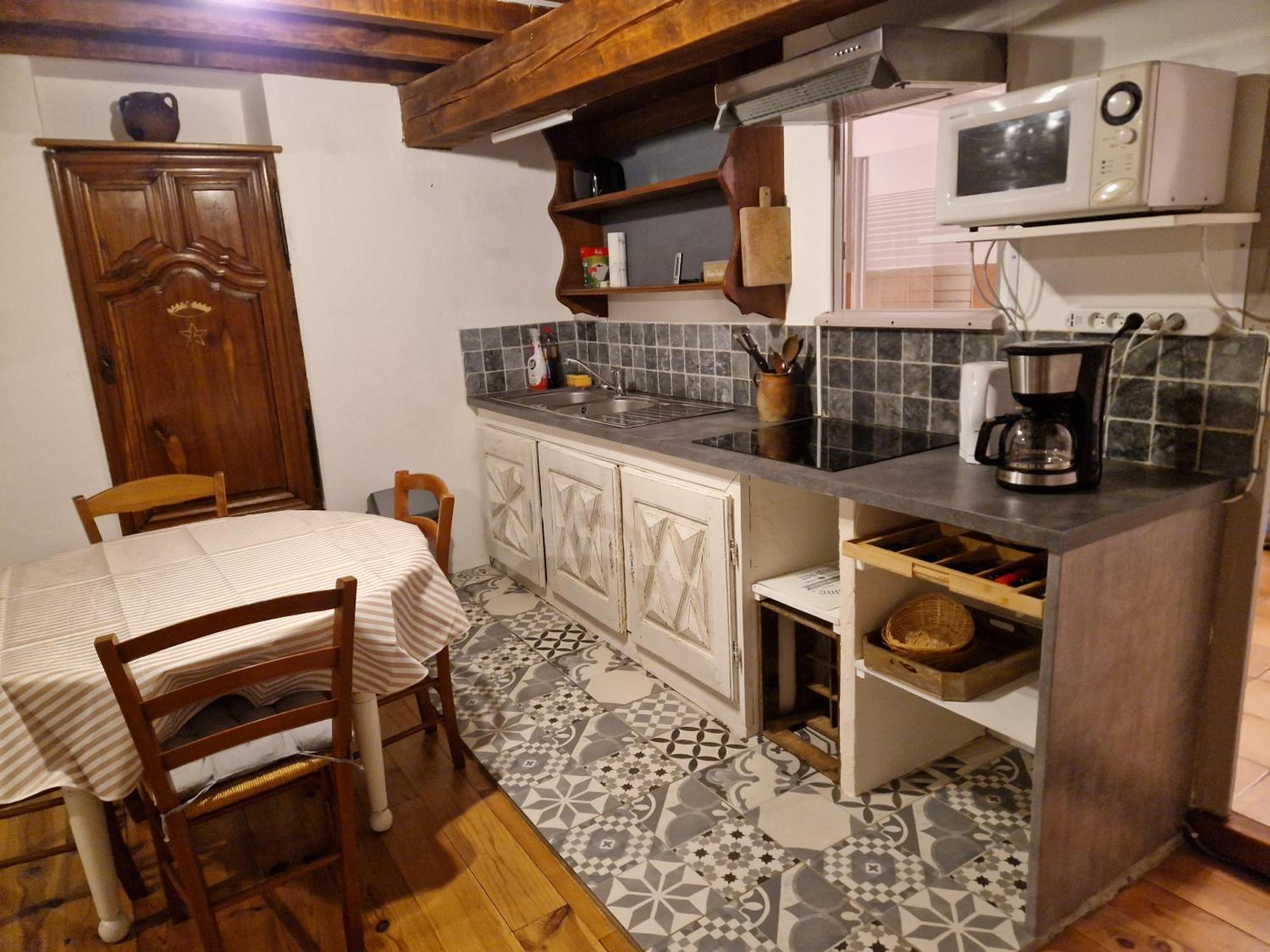 Charmante Petite Grange - 5 Couchages Nalzen