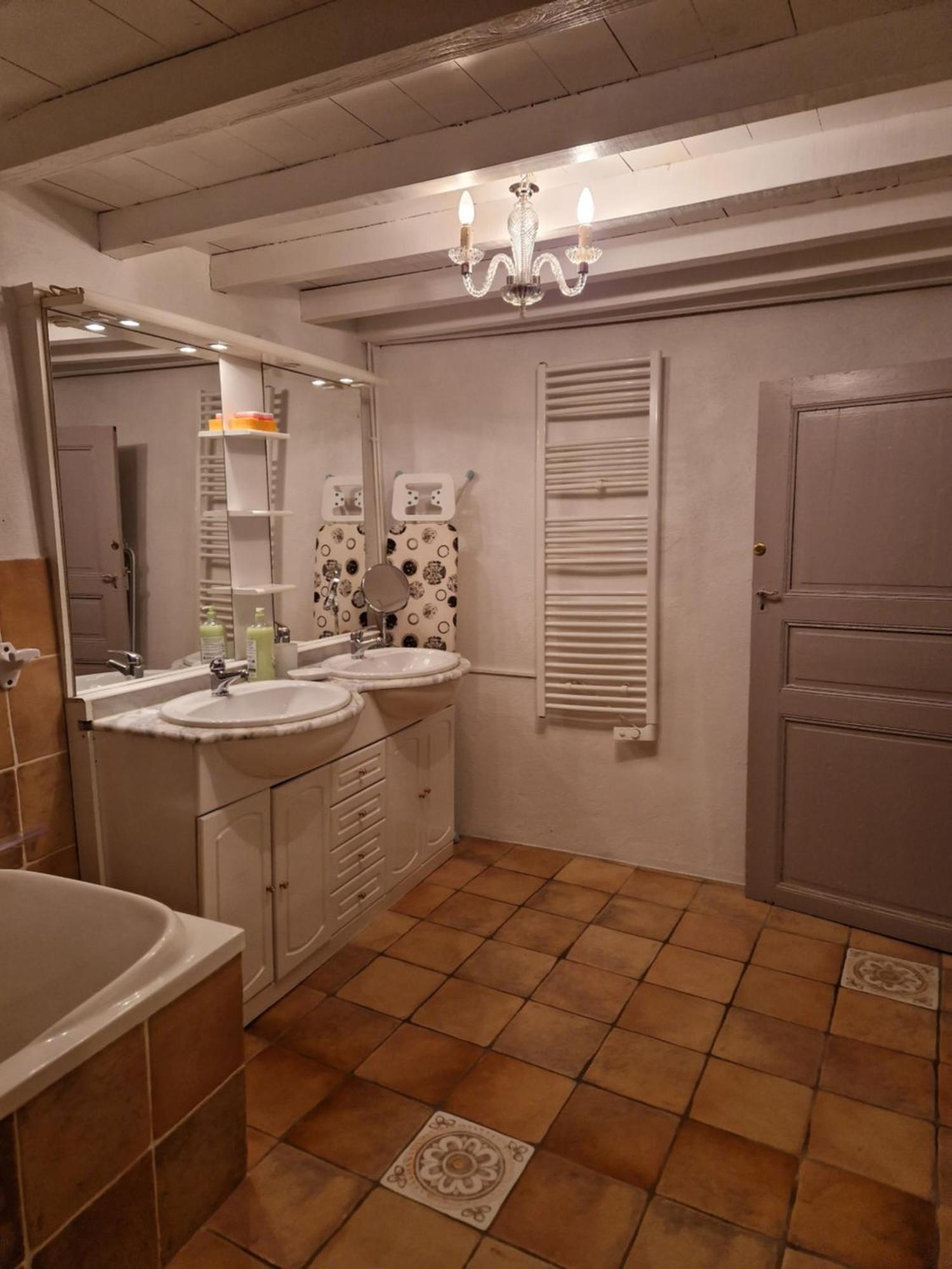 Charmante Petite Grange - 5 Couchages Holiday home Nalzen